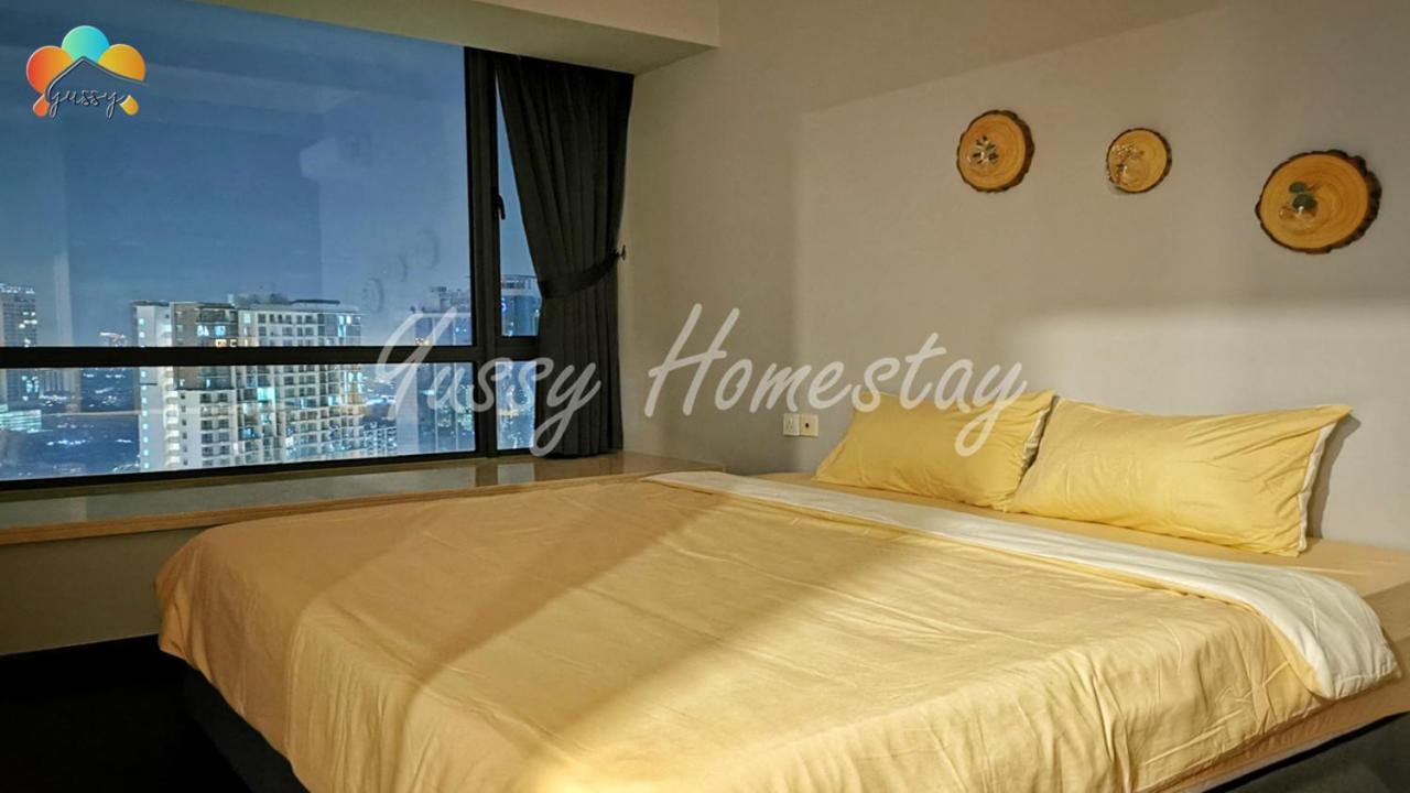 Yussy 2 Bedroom Sea View Condo At R&F Princess Cove ジョホールバル エクステリア 写真