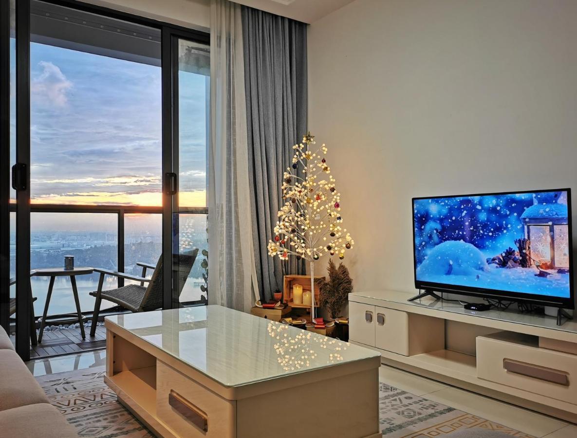 Yussy 2 Bedroom Sea View Condo At R&F Princess Cove ジョホールバル エクステリア 写真