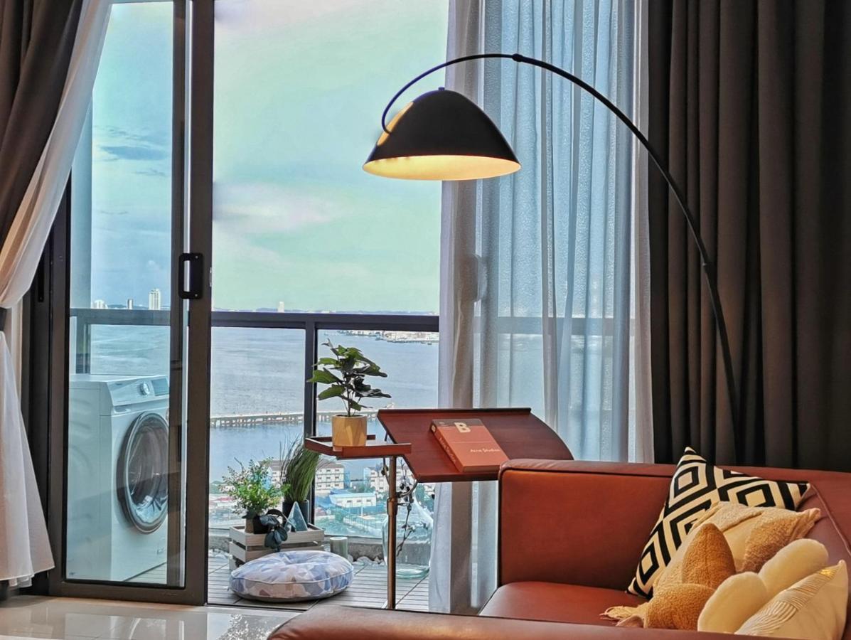 Yussy 2 Bedroom Sea View Condo At R&F Princess Cove ジョホールバル エクステリア 写真
