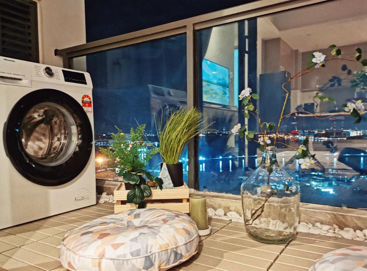 Yussy 2 Bedroom Sea View Condo At R&F Princess Cove ジョホールバル エクステリア 写真