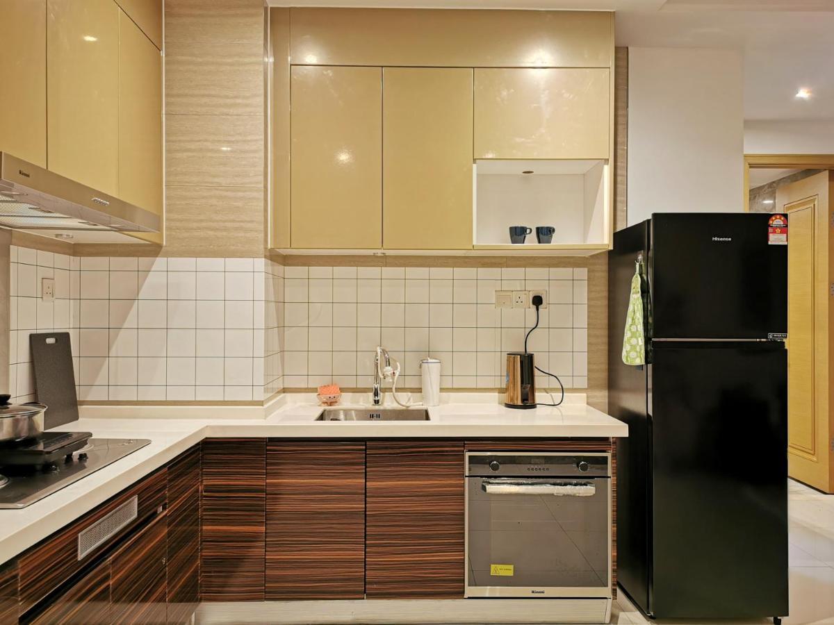 Yussy 2 Bedroom Sea View Condo At R&F Princess Cove ジョホールバル エクステリア 写真